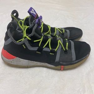 Used Condition Kobe Bryant Nikes size 11 green laces, 9/19/2018